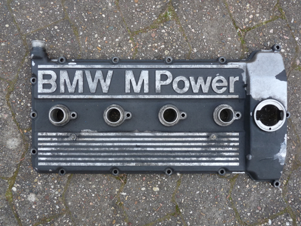 BMW M3 E30 Ventildeckel Ventilkastendeckel S14